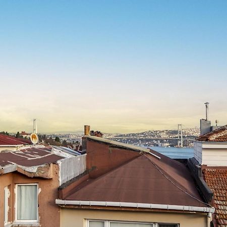 Captivating Flat With Balcony Near Besiktas Pier Apartamento Istambul Exterior foto