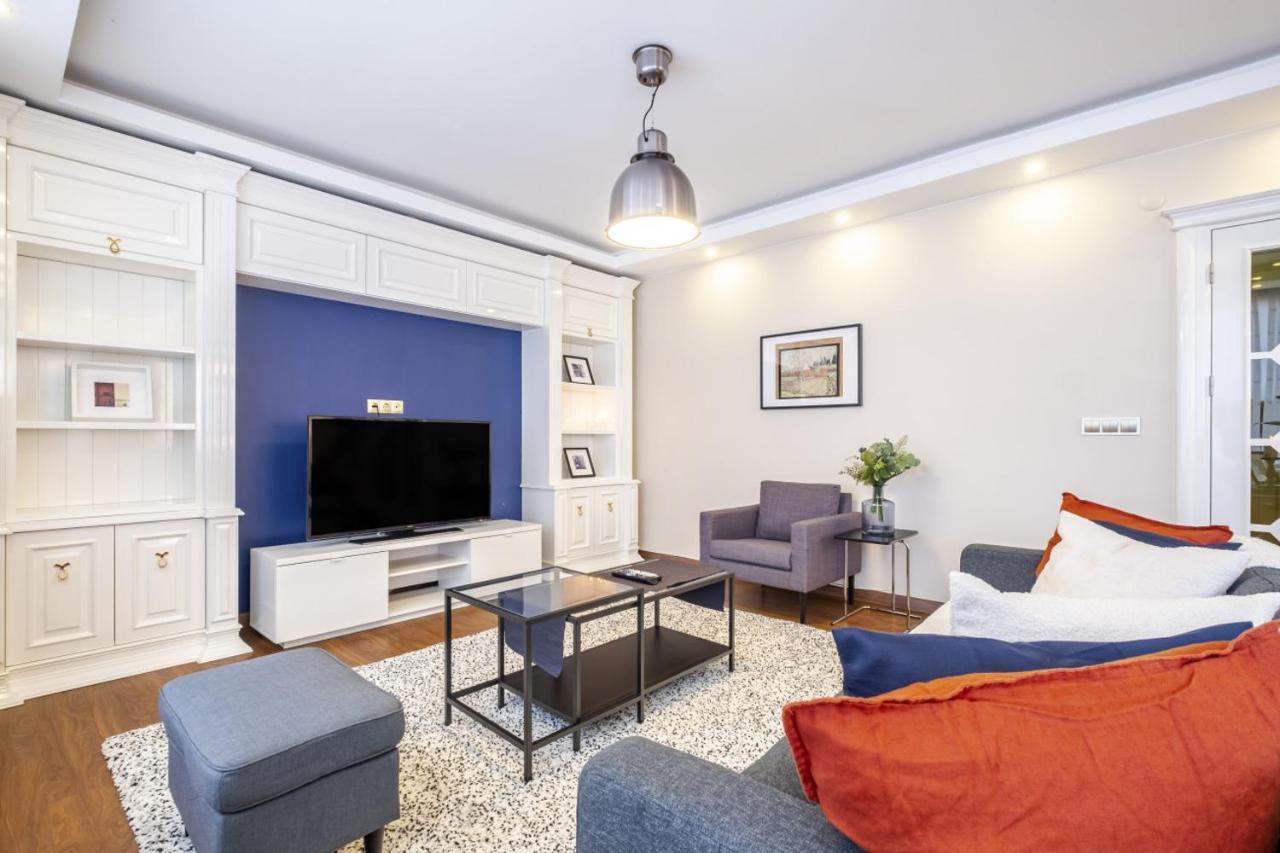Captivating Flat With Balcony Near Besiktas Pier Apartamento Istambul Exterior foto